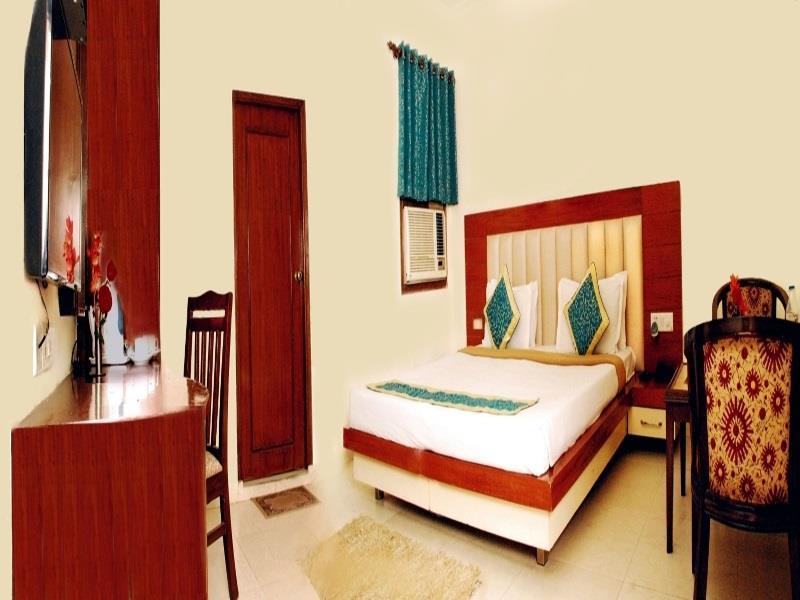 แอร์พอร์ต โฮเต็ล โอลีฟ แอนด์ บลู Hotel นิวเดลี ภายนอก รูปภาพ
