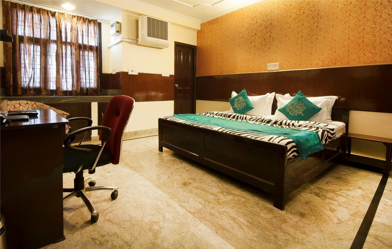 แอร์พอร์ต โฮเต็ล โอลีฟ แอนด์ บลู Hotel นิวเดลี ภายนอก รูปภาพ