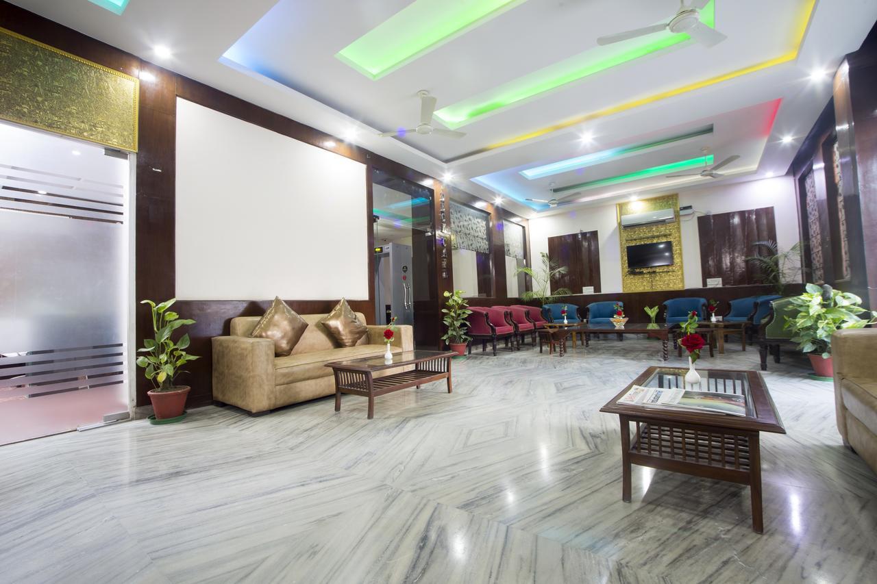 แอร์พอร์ต โฮเต็ล โอลีฟ แอนด์ บลู Hotel นิวเดลี ภายนอก รูปภาพ